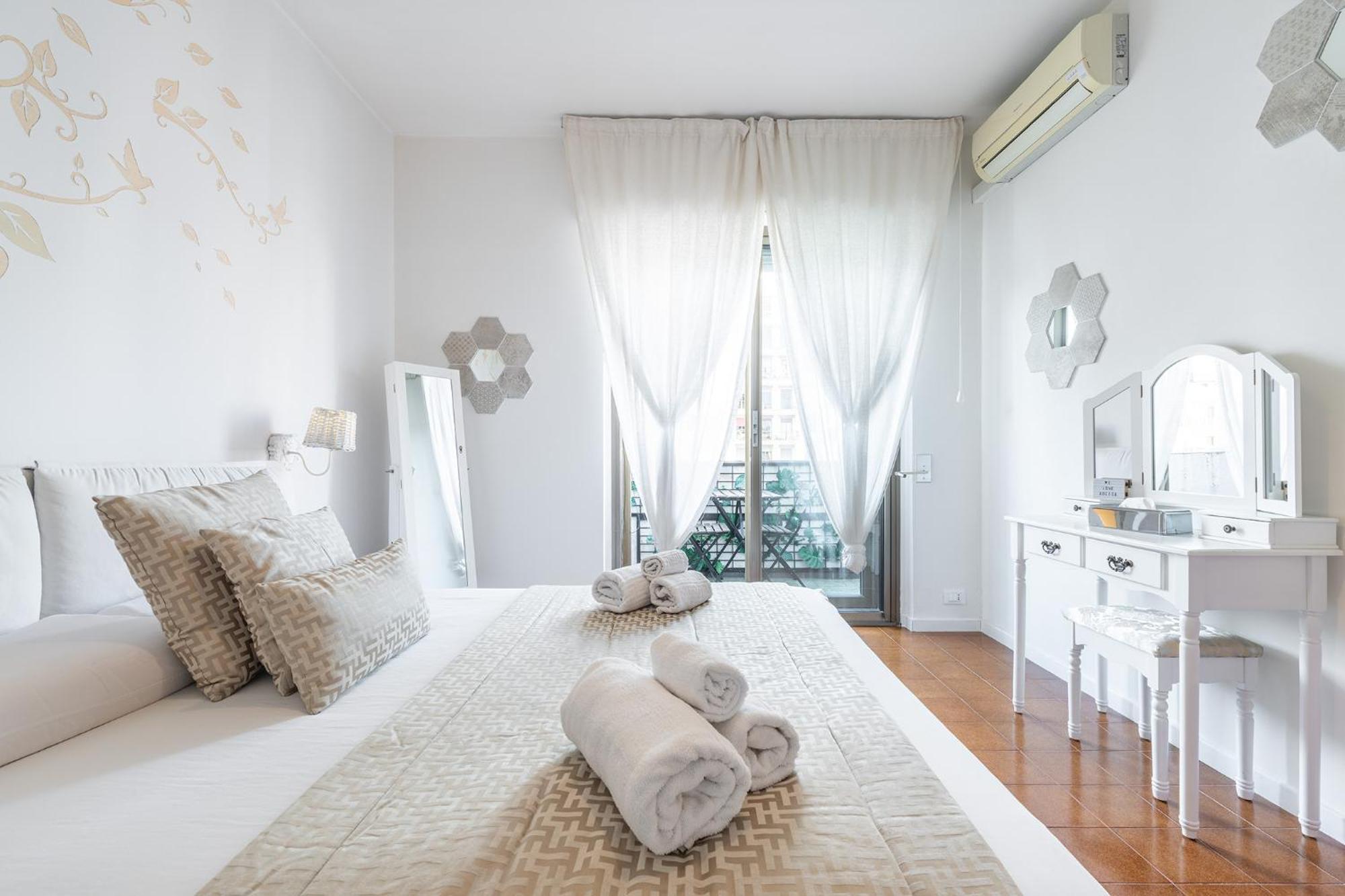 Adelsa'S Home กาญารี ภายนอก รูปภาพ