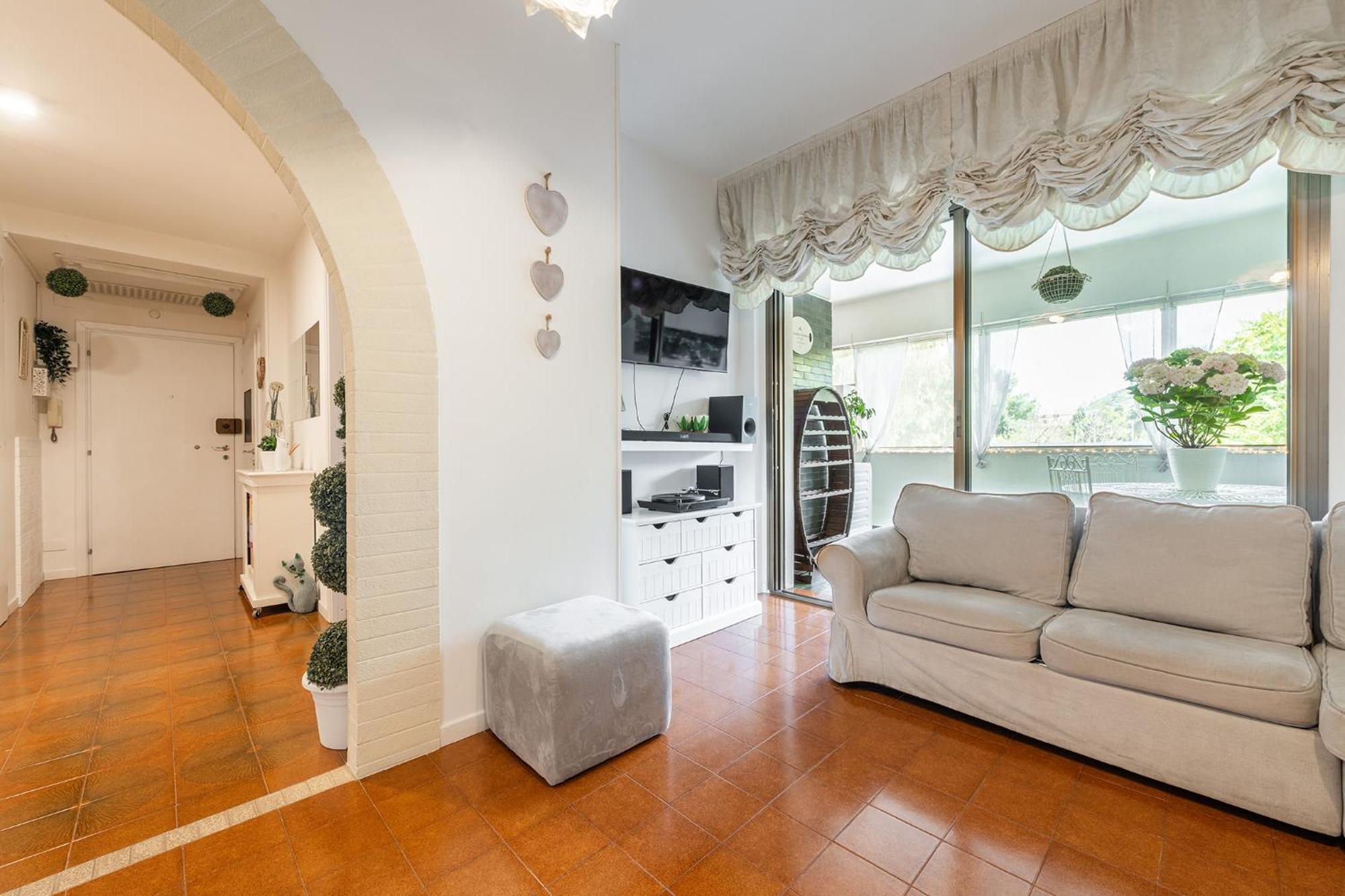 Adelsa'S Home กาญารี ภายนอก รูปภาพ